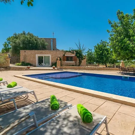 Saran Villa *