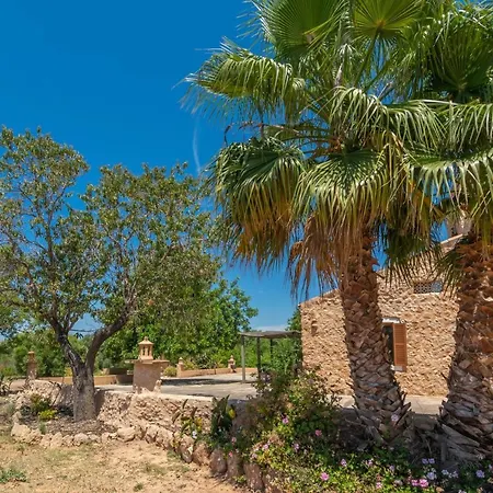 Saran Villa *